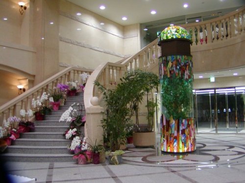 不動産関連上場企業様　本社屋　5メートル円柱